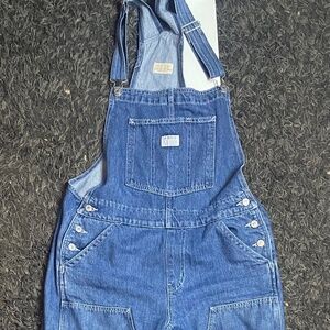 Levi’s overalls